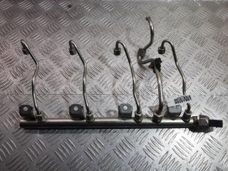 Топливная рампа BMW 7-Series F01,F02 - 2008-2012, 4.4 л, бензин, 7547599