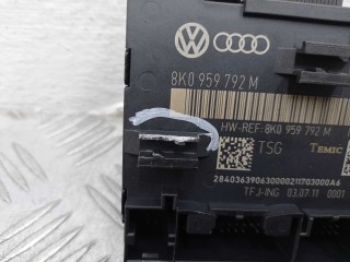 Блок управления передней правой двери, ориг. номер 8K0959792M, Audi Q5 2008-2012