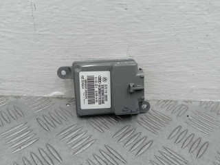 Блок управления подушек безопасности Audi Q7 2009-2015, 4L0959339A