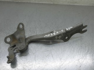 Петля капота левая Mazda 6 2002-2005