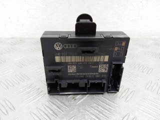 Блок управления передней правой двери Volkswagen Touareg 2010-2014, 4H0959792F