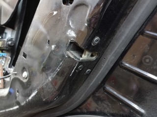 Стекло двери задней правой, ориг. номер 15094404, Hummer H3 2005-2010