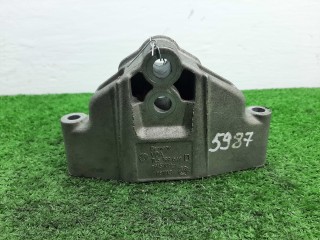 Кронштейн КПП Audi Q7 2009-2015, АКПП, полный привод, 7L6399649D