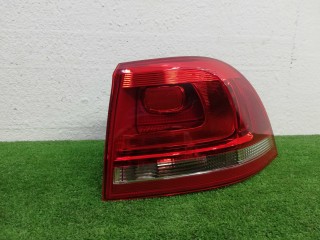 Фонарь крыла правый Volkswagen Touareg 2010-2014, 7P6945096C