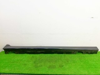 Порог пластиковый правый, ориг. номер 7184774, 51777184774, BMW 5-Series F10 рестайлинг - 2013-2017