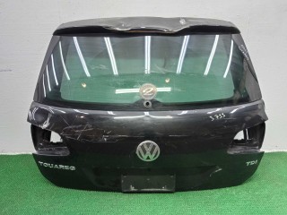 Стекло заднее Volkswagen Touareg 2010-2014, внедорожник 5 дв., левый руль