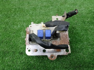 Блок предохранителей Nissan Pathfinder 2004-2010