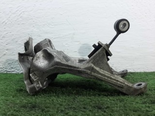 Кронштейн двигателя Audi A6 2014-2018, 4M0199308BQ