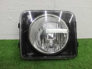 Фара правая Hummer H3 2005-2010