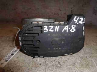 Заслонка дроссельная Audi A8 2005-2007, 4.2 л, бензин, 077133062A