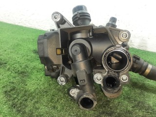 Корпус термостата, ориг. номер 7644811, BMW 5-Series G30 - 2016-2020