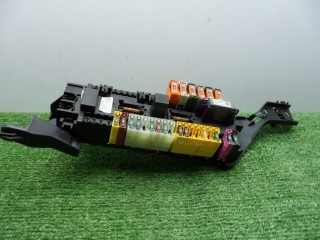 Блок предохранителей Mercedes M-klasse (W166) - 2011-2015, A1665402350