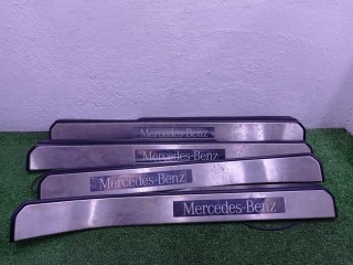 Накладка на порог Mercedes S-klasse (W221) Рестайлинг - 2009-2013, седан, A2216800135