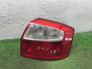 Фонарь крыла правый Audi A4 2000-2006