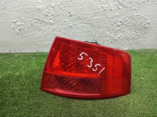 Фонарь крыла правый Audi A8 2002-2005, 4E0945096D