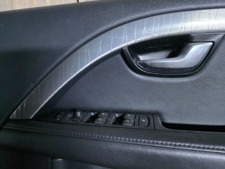 Обшивка двери передней правой (дверная карта), Volvo XC70 2007-2013