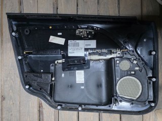 Обшивка двери передней правой (дверная карта), Volvo XC70 2007-2013