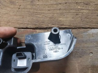 Кнопка открытия капота, ориг. номер 1062771-00-A, Tesla model X 2015-2021