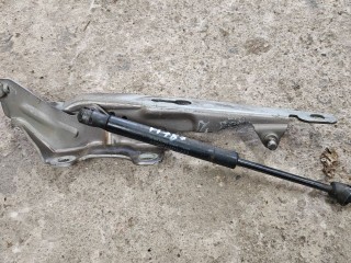 Петля капота правая, ориг. номер 31250186, Volvo S80 2006-2010