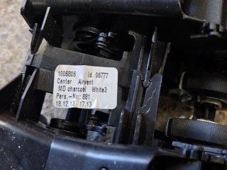 Дефлектор обдува салона, ориг. номер 1006806, Volvo V70 2007-2013