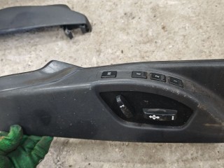 Накладка боковая на сиденье, ориг. номер 30659875, Volvo S80 2003-2006