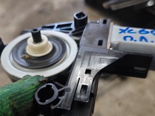 Моторчик стеклоподъемника передний левый, ориг. номер 966268-103, Volvo V60 2013-2019