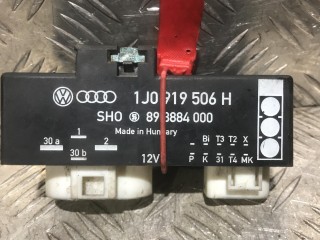 блок управления вентилятором радиатора, ориг. номер 1J0919506H, 898884000, Audi A3 8L 1996-2000