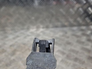 ручка наружная двери передней левой, ориг. номер 3B0837885-886, Volkswagen Passat B5 1996-2001