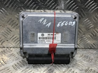 Блок управления двигателем Volkswagen Passat B5 1996-2001