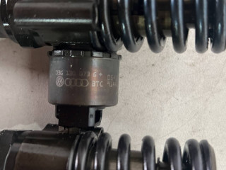 форсунка топливная, ориг. номер 03G130073G, Volkswagen Golf 5 поколение 2003-2009