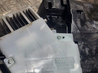 проектор, ориг. номер 8310847010, Toyota Prius 3 поколение XW30 [рестайлинг] 2012-2016