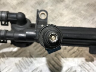 форсунка топливная, ориг. номер 037906031AD, Volkswagen Golf 3 поколение 1991-2000