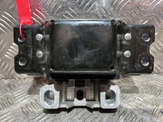 подушка крепления двигателя, ориг. номер 3C0199555Q, Volkswagen Passat B7 2011-2015
