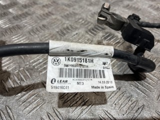 клемма аккумулятора минус, ориг. номер 1K0915181H, Volkswagen Passat B7 2011-2015