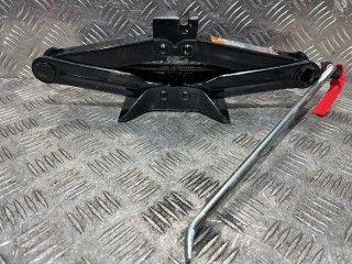 домкрат, ориг. номер C23637790D, Mazda 6 3 поколение 2012-2015