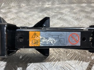 домкрат, ориг. номер C23637790D, Mazda 6 3 поколение 2012-2015