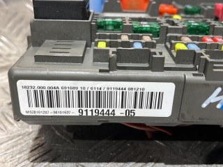 блок предохранителей, ориг. номер 9119444-05, 18232.000.004A, BMW X1 E84 2009-2012