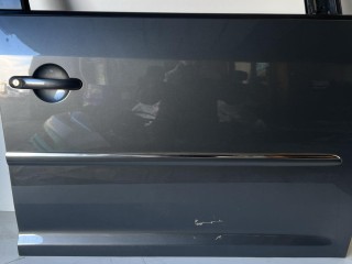 дверь передняя правая, ориг. номер 1T0831056AB, Volkswagen Touran 1 поколение [2-й рестайлинг] 2010-2015