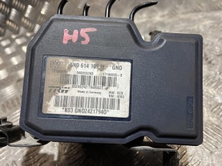блок ABS, ориг. номер 5N0614109M, 17166605, 54085329D, 17166005E, Volkswagen Tiguan 1 поколение 2006-2011