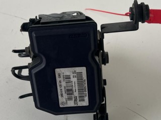 блок ABS, ориг. номер 5N0614109AR, Volkswagen Tiguan 1 поколение [рестайлинг] 2011-2019