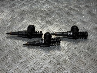 форсунка топливная, ориг. номер 038130073AG, Skoda Fabia 2 поколение 2007-2010