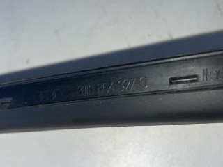 молдинг лобового стекла, ориг. номер 8W854327C, Audi A4 B9 2015-2020