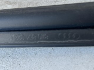 молдинг лобового стекла, ориг. номер 8W0854328C, Audi A4 B9 2015-2020