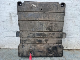 защита КПП, ориг. номер 5Q0825230H, 5Q0825229C, Skoda Octavia 3 поколение 2013-2017