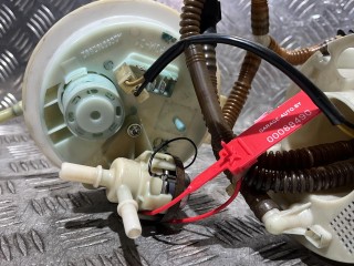 насос топливный в бак, ориг. номер 7L5919679A, 7L919087A, 228236005013, Porsche Cayenne 957 2007-2010
