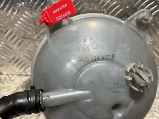 бачок расширительный, ориг. номер 5Q0121407F, Volkswagen Touran 2 поколение 2015-2021
