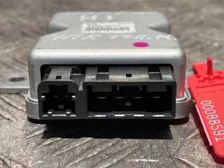 блок управления топливным насосом, ориг. номер PE0218561, W4T80572, Mazda 5 2 поколение 2010-2015