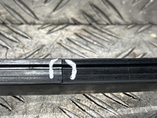 молдинг лобового стекла, ориг. номер 1T0854328C, Volkswagen Touran 1 поколение [2-й рестайлинг] 2010-2015