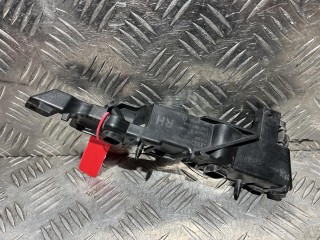кронштейн крепления бампера переднего, ориг. номер 4G0807284, Audi A6 C7 2011-2014