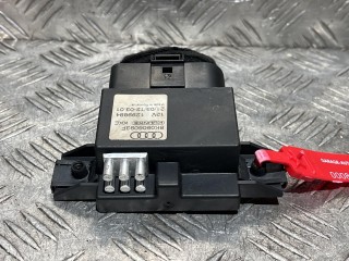 блок управления топливным насосом, ориг. номер 8K0906093F, Audi Q5 8R 2008-2012